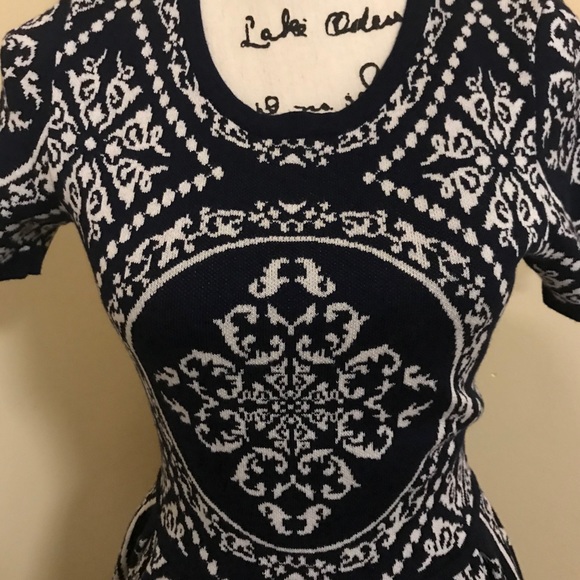 Romeo & Juliet Dress - Picture 4 of 8